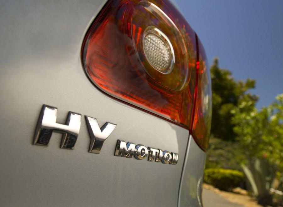  Volkswagen Tiguan HyMotion 2008 года  (фото 2 из 6)